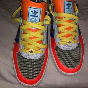 Adidas Adicolor Low Top Shoes Size 10 Art # 561691